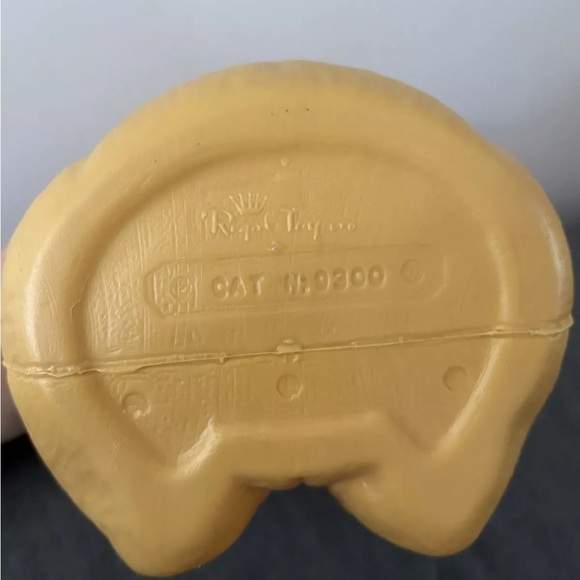 2 Vintage Cute Banks Circus Clown Plastic Bank & Teddy Bear Bank - Picture 11 of 12